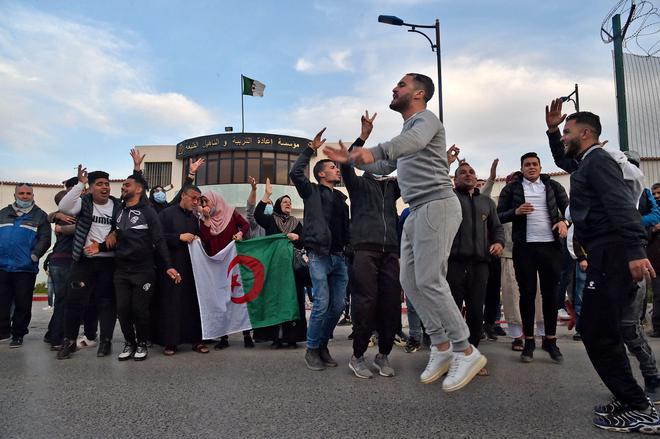 Algérie : le deuxième anniversaire du Hirak sous dispositif policier renforcé à Alger