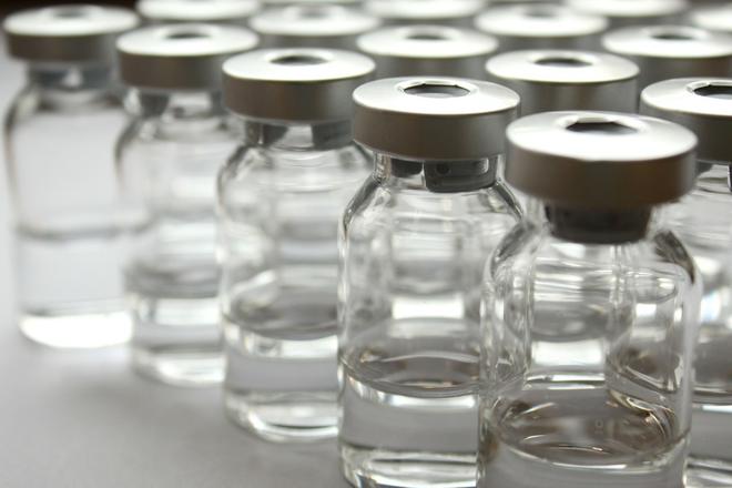 Covid-19 : après Pfizer, Sanofi va aider à la production du vaccin de Johnson & Johnson