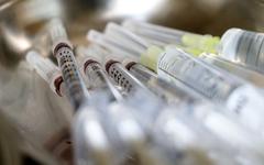 Au Brésil, on va vacciner une ville entière contre la Covid-19