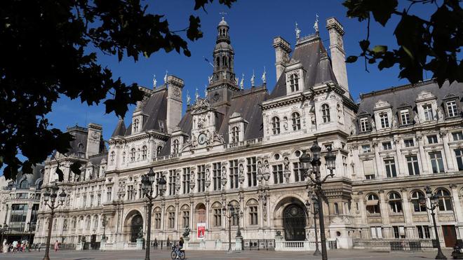 La ville de Paris propose un confinement de trois semaines "si la situation sanitaire s'aggrave"