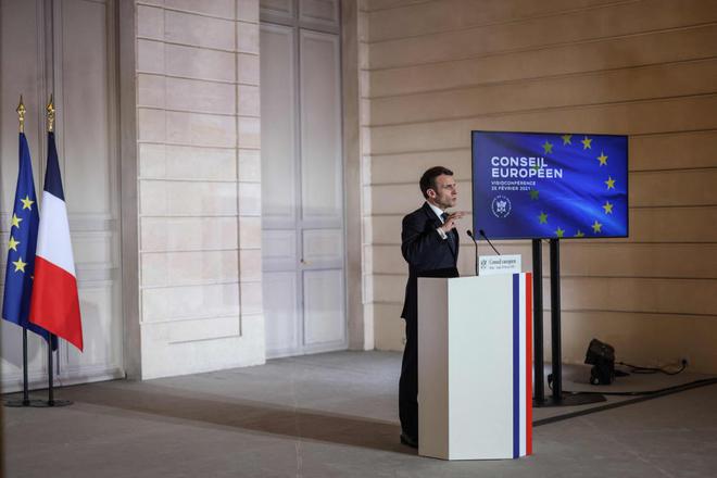 Covid-19: le Président Macron évoque la mise en place d’un «pass sanitaire»