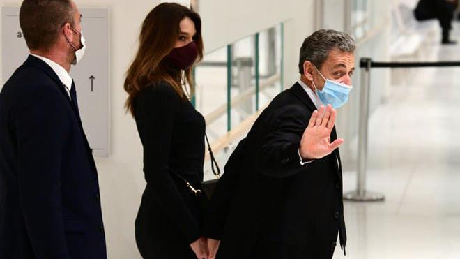 Condamnation de Nicolas Sarkozy: Carla Bruni dénonce un "acharnement insensé"