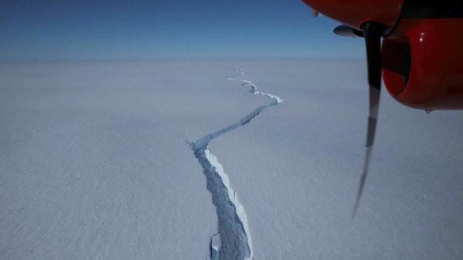 Un iceberg qui fait 12 fois la superficie de Paris s’est détaché de l’Antarctique