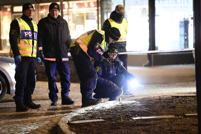 Suède : ce que l’on sait de l’«attaque terroriste» présumée qui a fait sept blessés