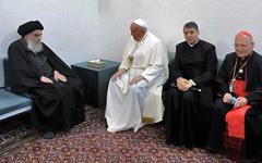 Irak: le pape François et l’ayatollah chiite Sistani s’engagent pour la «paix»