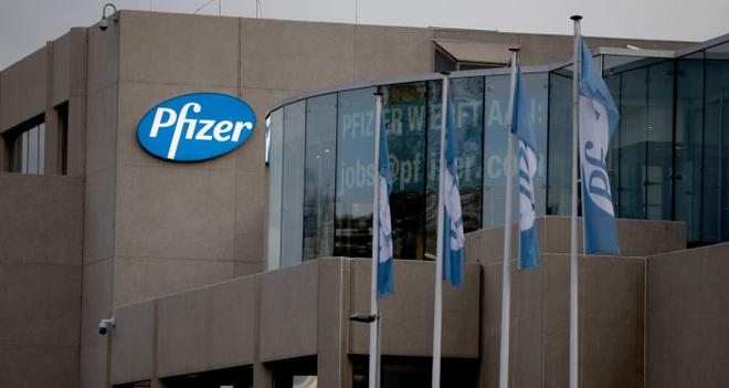 La visite du chef de Pfizer en Israël annulée car il ne serait pas complètement immunisé contre le Covid-19