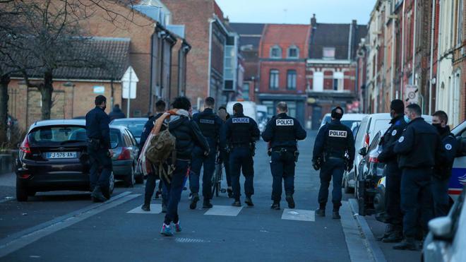 Roubaix : au moins un policier et un riverain blessés après des échauffourées avec une bande de jeunes