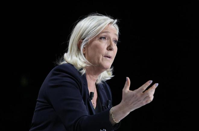 Parlement européen : Marine Le Pen va-t-elle gagner ou perdre des amis ?