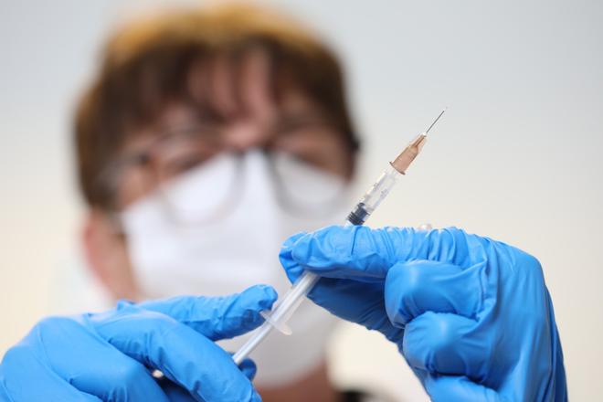 Covid-19 : les infirmiers réclament une nouvelle fois la possibilité de vacciner