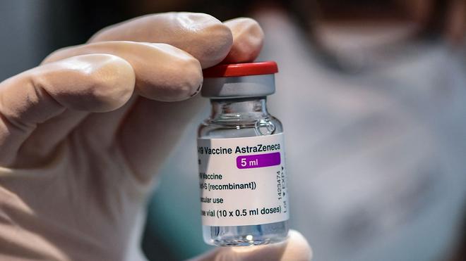 Covid-19 : la Norvège s'inquiète d'hémorragies cutanées chez des jeunes ayant reçu une dose du vaccin AstraZeneca