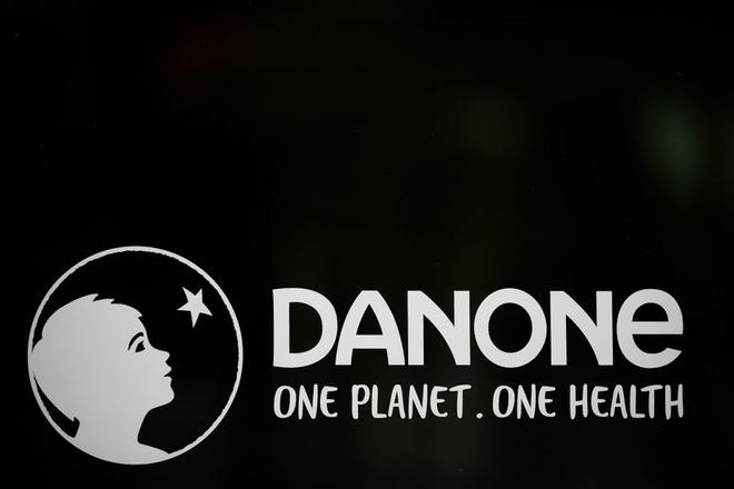 Danone met fin aux fonctions du PDG Emmanuel Faber, sous la pression des fonds activistes