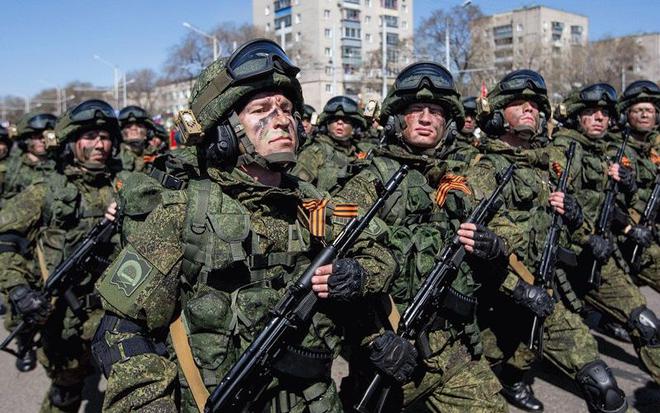 Si la Russie intervient, l’armée ukrainienne devra renoncer à son offensive dans le Donbass