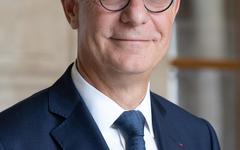 Éoliennes et méthaniseurs dans l’Eure : le sénateur Hervé Maurey dépose une proposition de loi