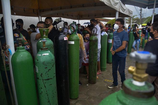 L’oxygène se vend désormais sur le marché noir au Brésil