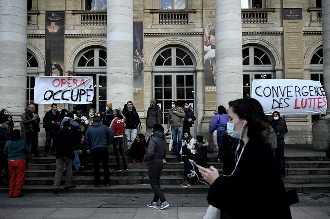 Bordeaux : évacuation dans le calme du Grand-Théâtre occupé, la mairie invoque la «sécurité»
