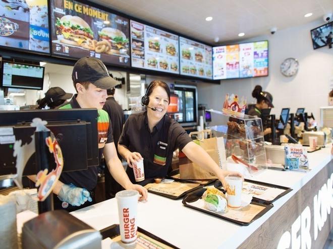 Restauration : à Brest, des enseignes, comme Burger King, organisent des job dating avec Pôle emploi pour recruter