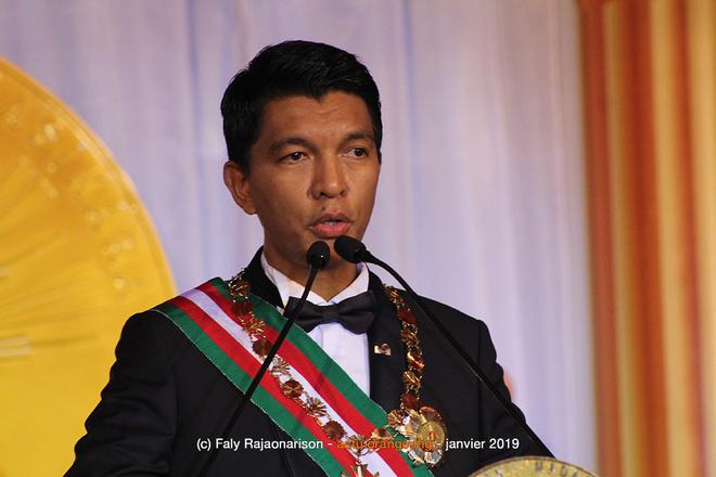 Vaccin Covid-19 : le président malgache Rajoelina donne un accord de principe