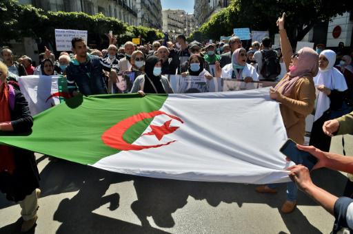 Algérie: marche du Hirak empêchée par la police