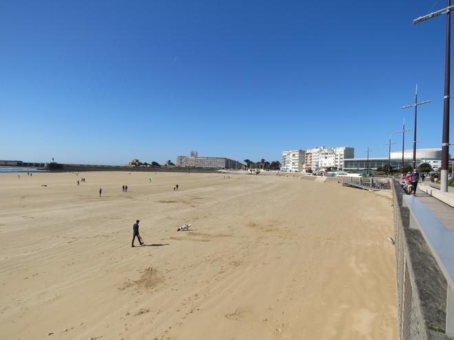 La question pas si bête : y’a t-il toujours le même niveau de sable sur les plages des Sables-d’Olonne ?