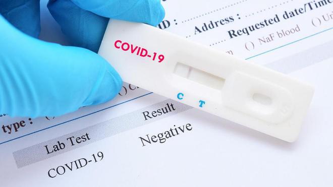 Covid-19: les autotests disponibles en pharmacie à partir du 12 avril