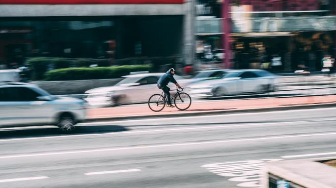 À quel point réduisez-vous vos émissions de CO2 en prenant le vélo en ville ?