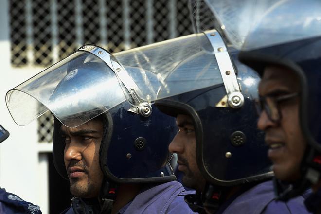Bangladesh: la police ouvre le feu sur une manifestation contre les restrictions sanitaires, un mort