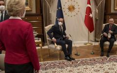 Ursula von der Leyen privée de chaise: Ankara se défend, l'Union européenne s'explique