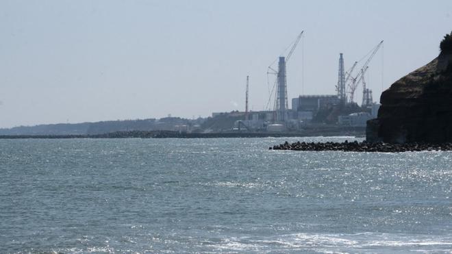Fukushima : pourquoi le Japon va-t-il rejeter l'eau contaminée à la mer ?