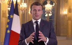 Covid-19 : Emmanuel Macron annonce une levée des restrictions en mai