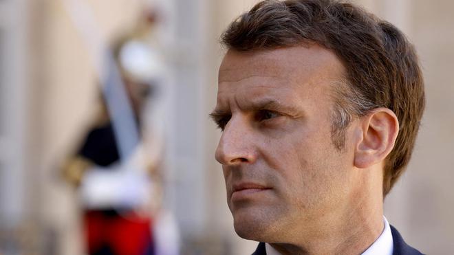 Déconfinement : Emmanuel Macron s'entretient à nouveau avec des maires ce mardi