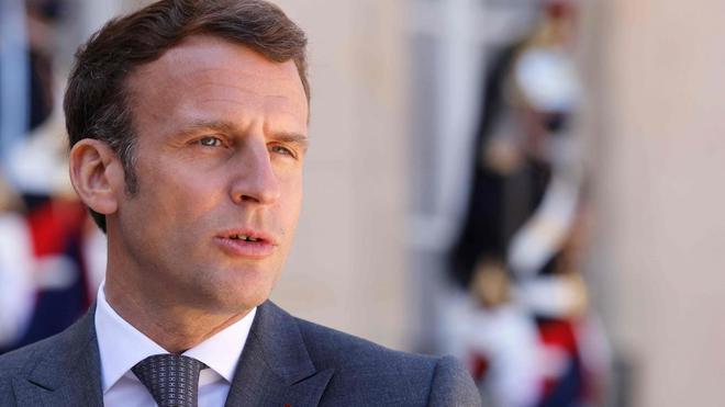 Coronavirus - Emmanuel Macron aurait annoncé aux Maires de France que le "couvre-feu resterait au moins en vigueur jusqu'à la mi-juin" à un horaire restant à déterminer