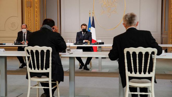 Commerces, culture, cafés, restaurants.... Emmanuel Macron confirme le calendrier de réouverture