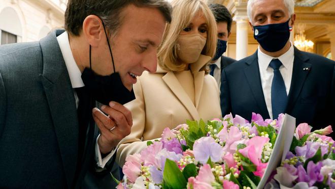 Crise sanitaire, travail, économie : ce qu'il faut retenir de la prise de parole d'Emmanuel Macron à l'Élysée ce 1er Mai