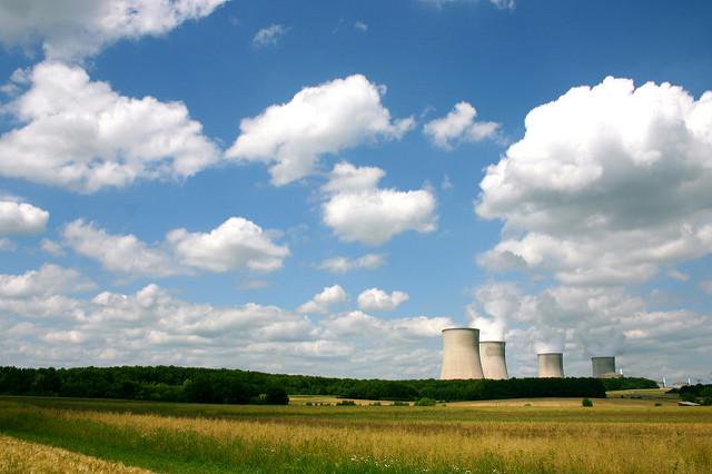 Électricité : moins de nucléaire, plus 43 % de CO2/kWh