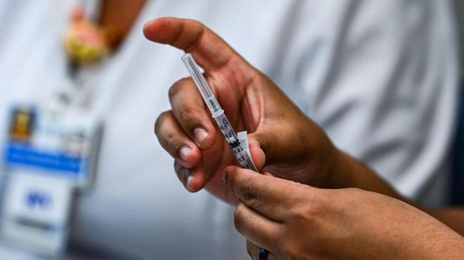 DIRECT. Covid-19: le Canada approuve le vaccin de Pfizer pour les adolescents dès 12 ans