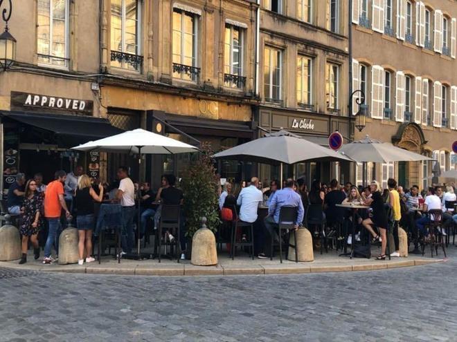 Covid-19. Bars et restaurants : l’extension des terrasses autorisée mais payante à Metz fait polémique