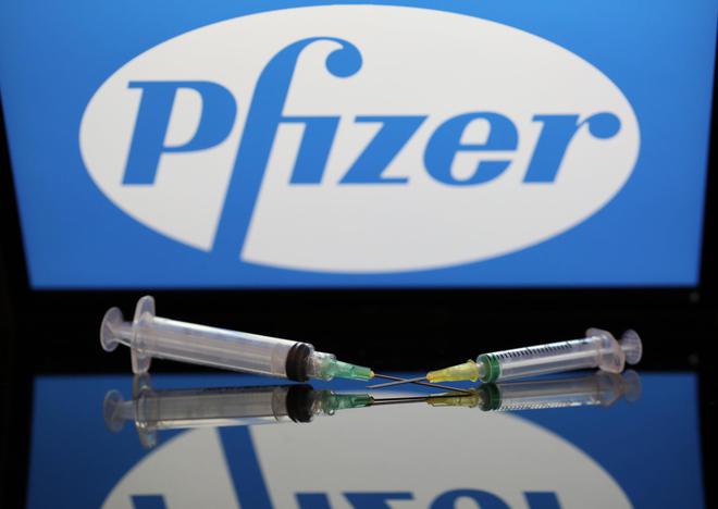 Pfizer : comment l’inventeur du Viagra est devenu le premier producteur de vaccin Covid au monde