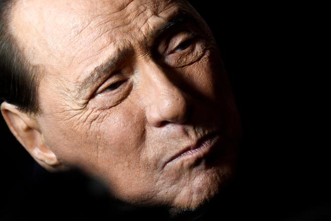 Italie : Silvio Berlusconi de nouveau hospitalisé à cause de séquelles du Covid-19
