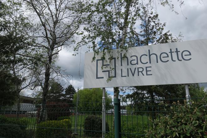 Saint-Quentin-en-Yvelines : le départ annoncé des 650 salariés d’Hachette ne passe pas