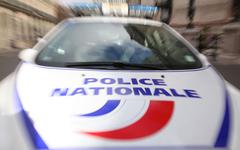 Loire : un policier victime d’un jet de projectile en réanimation, les auteurs en fuite