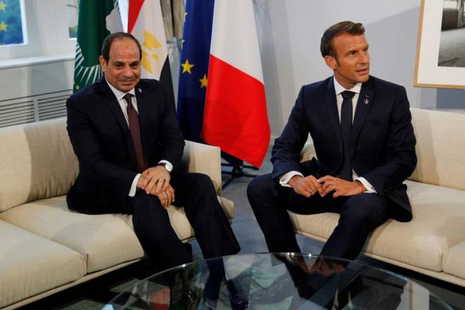 Israël-Gaza: Macron et Sissi "soulignent la nécessité absolue de mettre fin aux hostilités", annonce l'Elysée