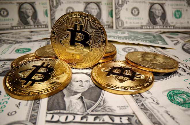 Le bitcoin poursuit sa plongée en Bourse