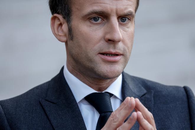 Emmanuel Macron veut créer un statut de "mort pour le service de la République"