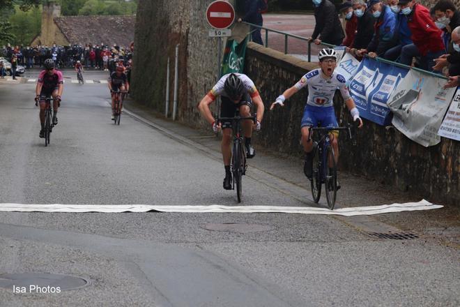 Deux podiums pour Raphaël Parisella, le coureur des Sables-d’Olonne Vendée Cyclisme