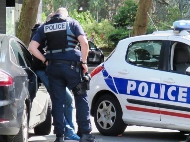 Toulouse. Contrôlé sans masque après le couvre-feu, il se rebelle et mord un policier