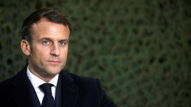 La "carte jeune" d'Emmanuel Macron, un atout à un an de l’élection présidentielle ?