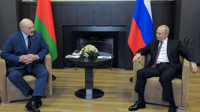 Après l’affaire de l’avion dérouté, Vladimir Poutine réaffirme son soutien à la Biélorussie