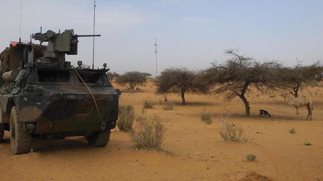 Macron menace de retirer les troupes françaises du Mali si le pays cède à la "tentation" de l'islam radical