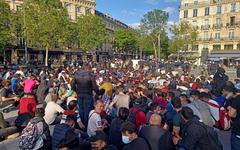 Environ un millier de manifestants pour le droit au logement à Paris