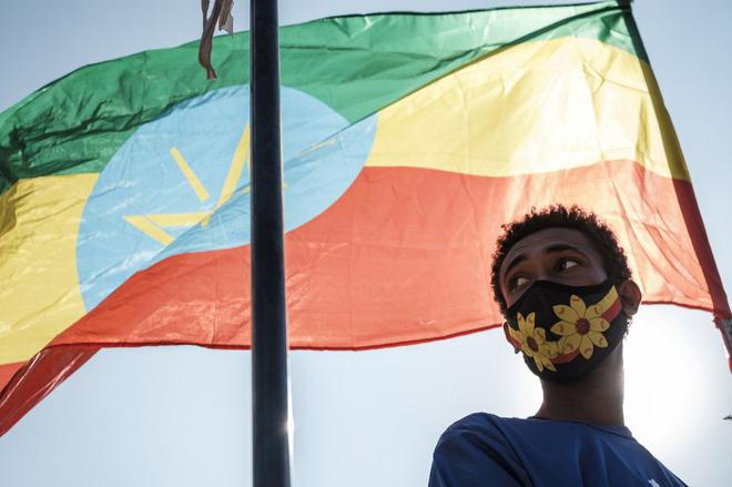Report des régionales en juin, «crimes de guerre» en Ethiopie, «neutralisation» d'un responsable d'Al-Qaeda au Mali : l'essentiel de l'actualité de ce vendredi